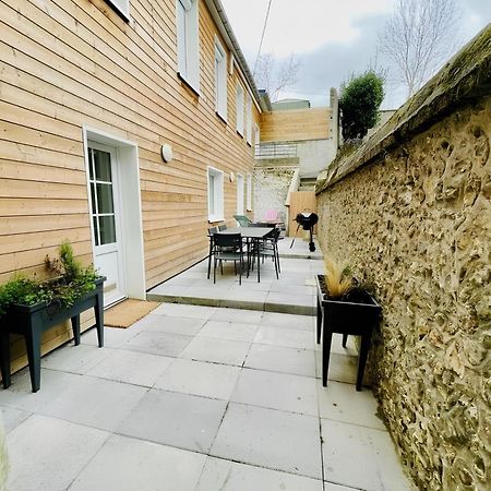 Maison Familiale Avec Exterieur Menage Et Linges Inclus Rouen Buitenkant foto